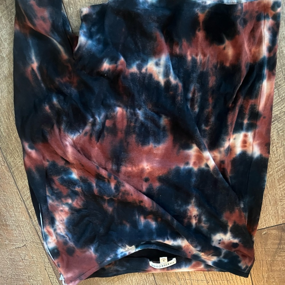 TIE DYE EARTHBOUND SKIRT, SIZE SMALL, SLIT ON SIDE, WORN ONCE